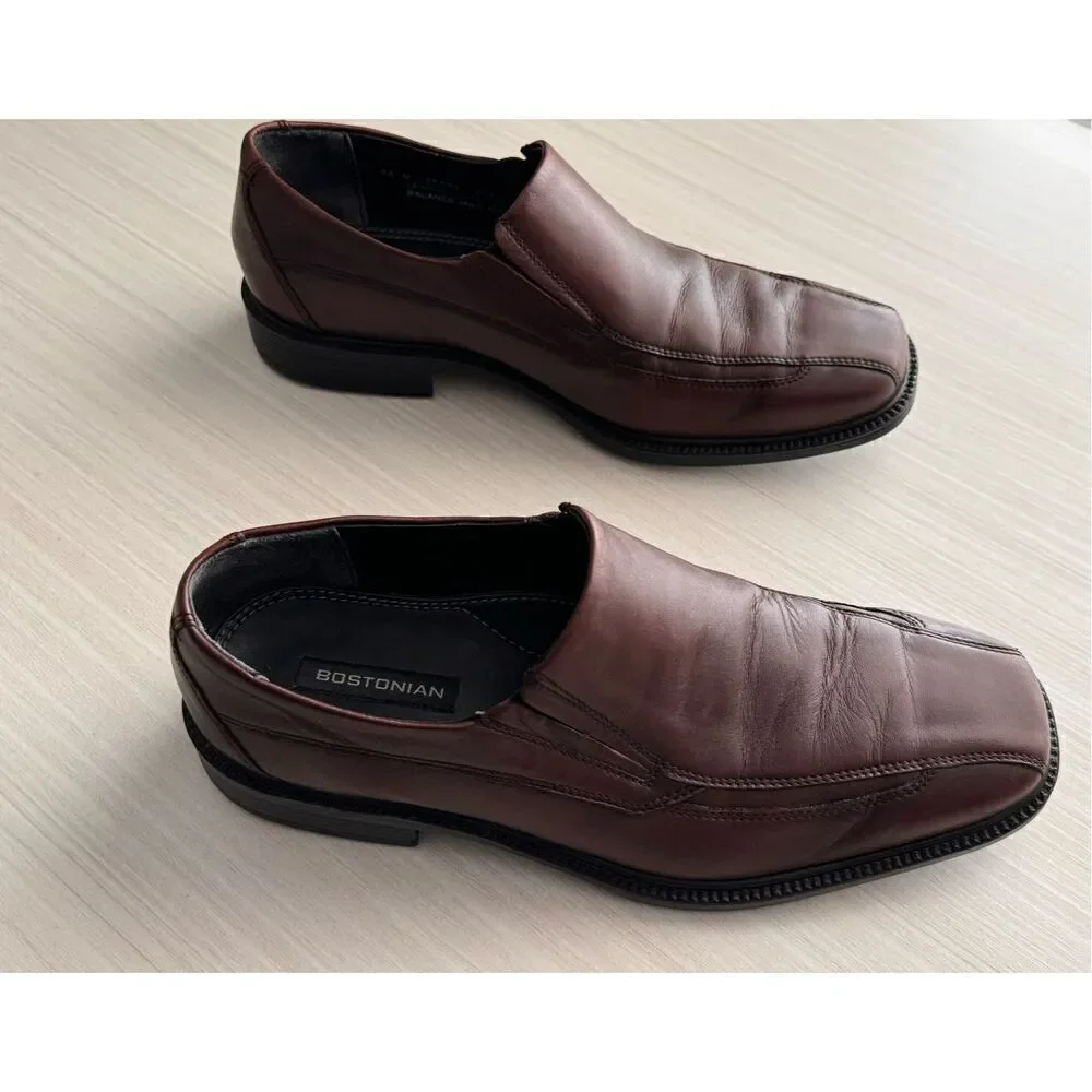 Bostonian Leather Slip-On Loafers, size 9.5M